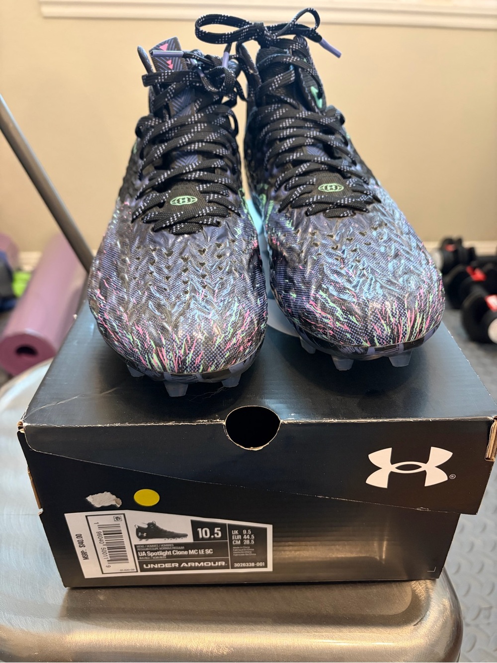 SPOTLIGHT CLONE 3.0 MC 'WORLD TOUR' Men’s Size 10.5 cleats. Black, purple.